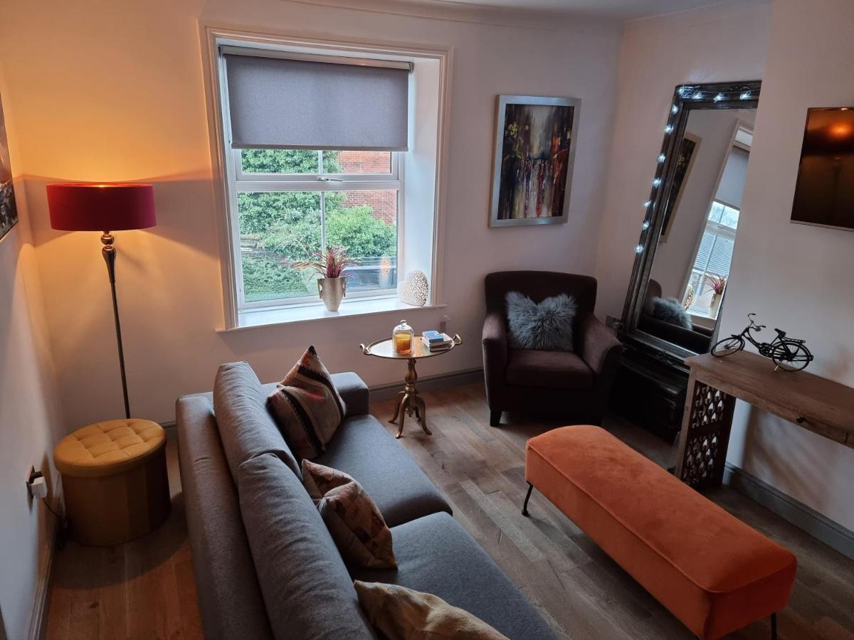 11, Mirfield, West Yorkshire * Mirfield